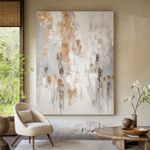 Decoración de pared minimalista wabi-sabi en blanco y gris con detalles de textura dorada, arte de pared abstracto de gran tamaño, decoración de sala de estar