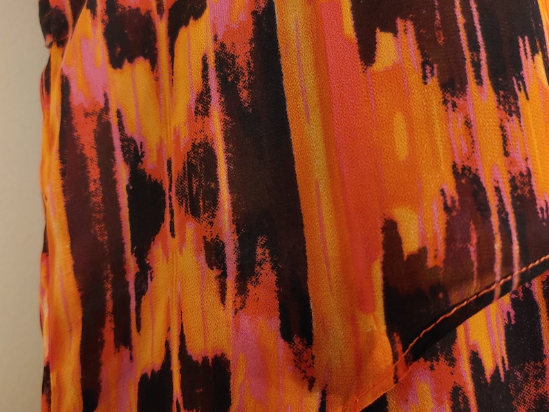 XS work ruffle tier dress in orange and pink abstract with dark blue slip for Women by Walter Baker 80s Vintage Clothes B5-2196
