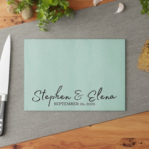 Engagement Gift Custom Cutting Boards Wedding Present Personalized Glass Cutting Board Customized Family Name Gift Kitchen First Home