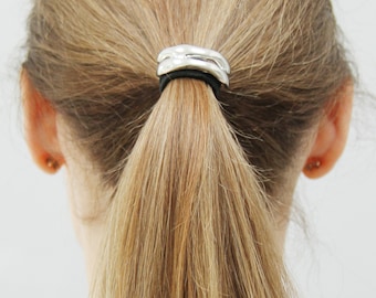 Gold or Silver Ripple Ponytail Holder