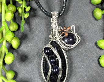 Tief Blau Goldstone Katze Halskette mit Libelle, Celestial Wire Wrapped Schmuck