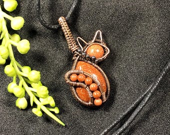 Funkelnde Goldstone Kätzchen Anhänger Halskette, Kupferdraht Eingewickelt Katzenschmuck, Handgemachtes Geschenk für Katzenliebhaber