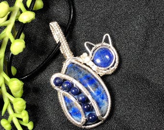 Lapislazuli Katzenanhänger, weißes Achat Halsband, Draht Gewickelte Katzen Halskette