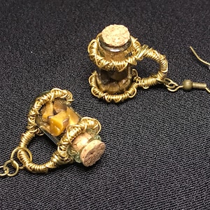 Pendientes de botella de taza de taberna de ojo de tigre, trabajo de alambre, arte de alambre