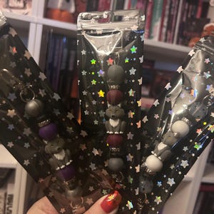 Wolf Kindle Strap, Gifts for Readers, Kindle Accessory, Device Handle, Paranormal, Omegaverse, Shifter, Werewolf