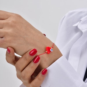 Handmade Red Heart Evil Eye Bracelet: Adjustable Cord, Protection Symbol