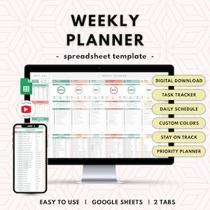 Può includere: Un modello di foglio di calcolo per la pianificazione settimanale visualizzato su un monitor di computer e sullo schermo di uno smartphone. L'interfaccia include tracker delle attività, programmi giornalieri e strumenti di pianificazione delle priorità. Le etichette includono Digital Download, Task Tracker, Daily Schedule, Custom Colors, Stay On Track e Priority Planner. Il design utilizza una tavolozza di colori tenui nei toni del verde e pesca.