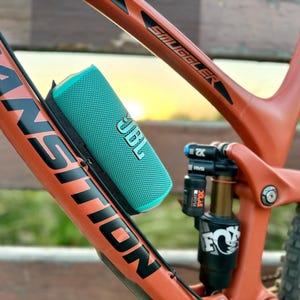 JBL Flip 6 Bicycle MTB E-Bike Speaker Mount Bracket - SpeakerCaddy