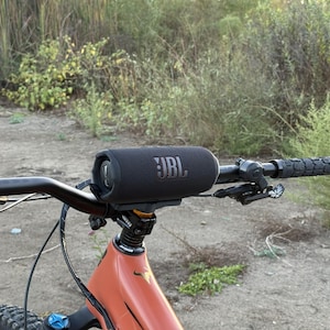 Universal Bicycle Stem Mount | Handlebar mount for water bottles and speakers - StemCaddy image 8