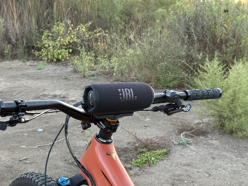 Universal Bicycle Stem Mount | Handlebar mount for water bottles and speakers - StemCaddy image 8