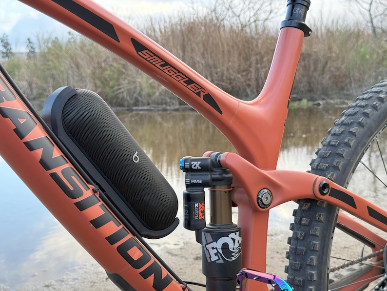 beats pill speaker mount to mtb