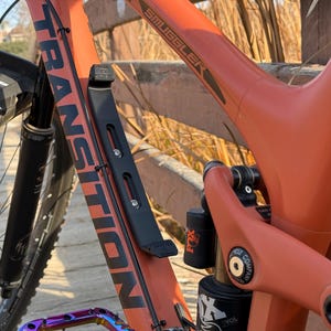 speaker mount on bike