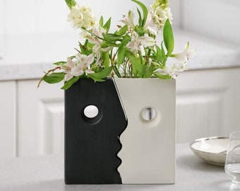 NEW! Ceramic Face Kiss Vase Set, Abstract Black White Love Modern Art Flower Pots