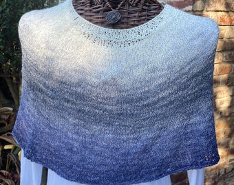 Petite Knitted Capelet in White to Denims Ombre