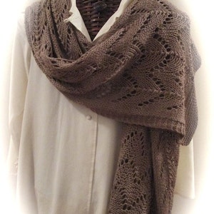 PDF MOCHA BELLA - An Easy-Knit Stole Pattern