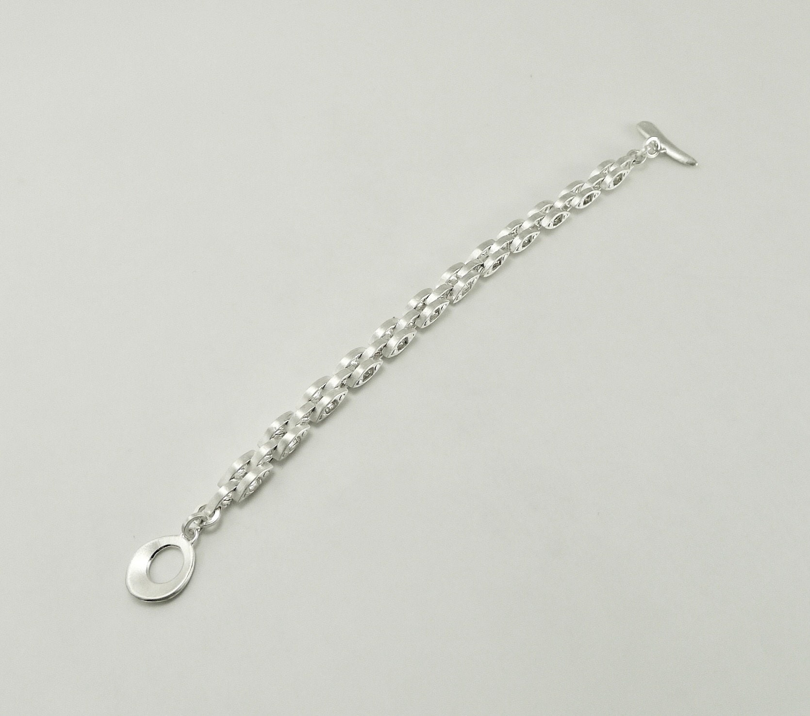 Sleek Link Sterling Silver Bracelet - B0251 - Etsy