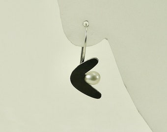 Sterling and Pearl Boomerang Earrings - E3291