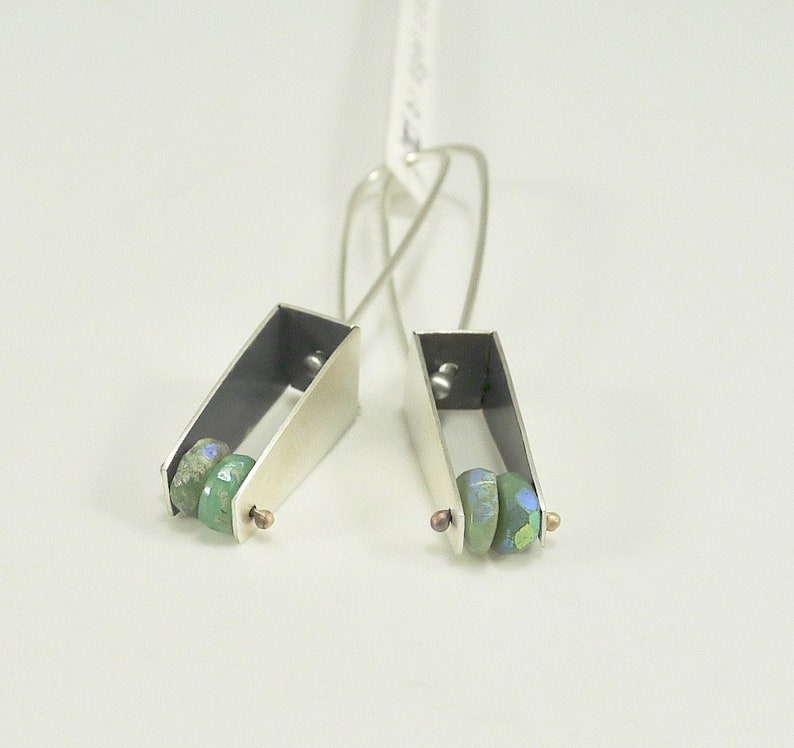 Long Dangle Abstract Fold Earrings E2611 image 3