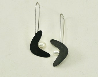 Boomerang Sterling and Pearl Earrings - E3290