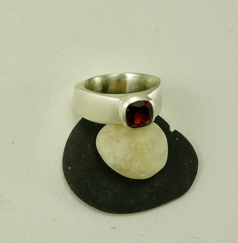 Wide Band Sterling Ring with Cushion Cut Garnet R0221 image 4