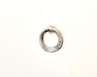 Silver Cheerio Studs - E3422