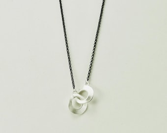 Silver Interlocked Rings - N1810