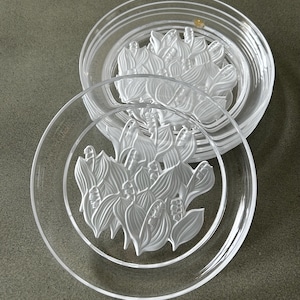 Vintage Japanese clear glass plates Lily of the valley flowers relief / set of 5 / SASAKI CRYSTAL / Excellent vintage condition