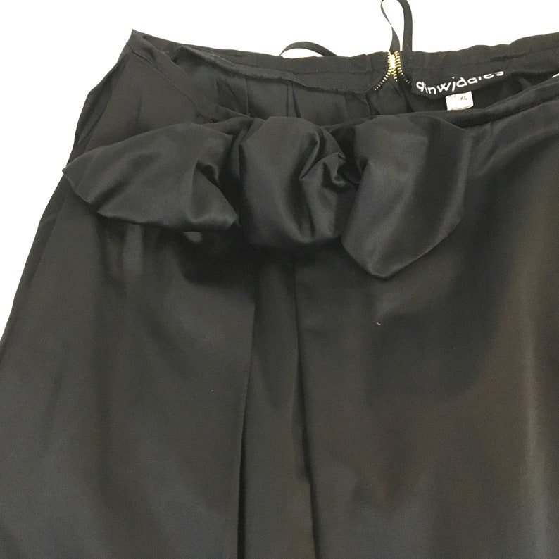 Retro Style Black TeaCup Skirt with Pockets XL image 9