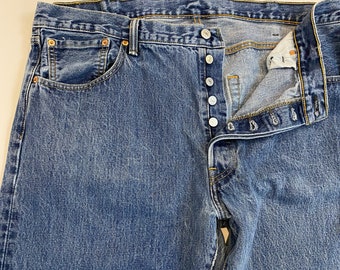 40 Vintage Levi  501 Button fly  jeans size 40 waist denim jeans