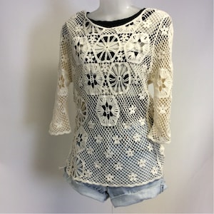 Sheer Handmade Ecru Cotton Crocheted Vintage Lace Tee shirt L