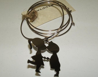 Handmade First Kiss Silhouette bangle bracelet set