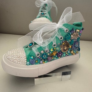 Arabian Princess High-Top Sneaker