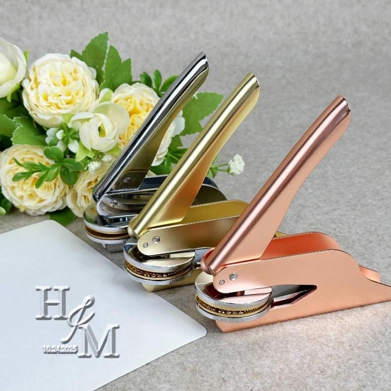 Personalized Monogram Embosser/ Initials Monogram Embosser/ Wedding Envelope Embosser/ Invitation Card Embosser Stamp/ Napkin Embossers bild 2