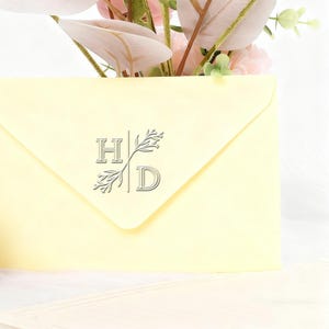 Personalized Monogram Embosser/ Initials Monogram Embosser/ Wedding Envelope Embosser/ Invitation Card Embosser Stamp/ Napkin Embossers bild 4