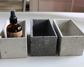 Concrete Trinket Tray: Modern Industrial Desktop Organizer