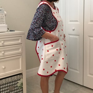 CrossBack Apron - in Cranberry Dots - Vintage Style Apron - Fancy Apron - Kitchen Apron - Retro Apron - Smock Apron