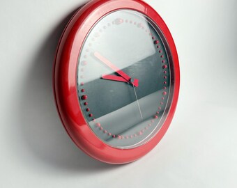 ヴィンテージ Rexite Zero 980 壁掛け時計：イタリアのモダニスト風赤