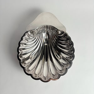 Vintage Christofle Fleuron Butter Dish – Silver-Plated French Bowl with Lid – Mid-Century Modern Tableware – Collectible French Design