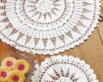 Vintage Christmas Trees Crochet Doily Pattern (PDF Download)