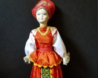 Poccnr Russian Doll