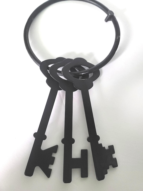 Large Decorative Key Ring
