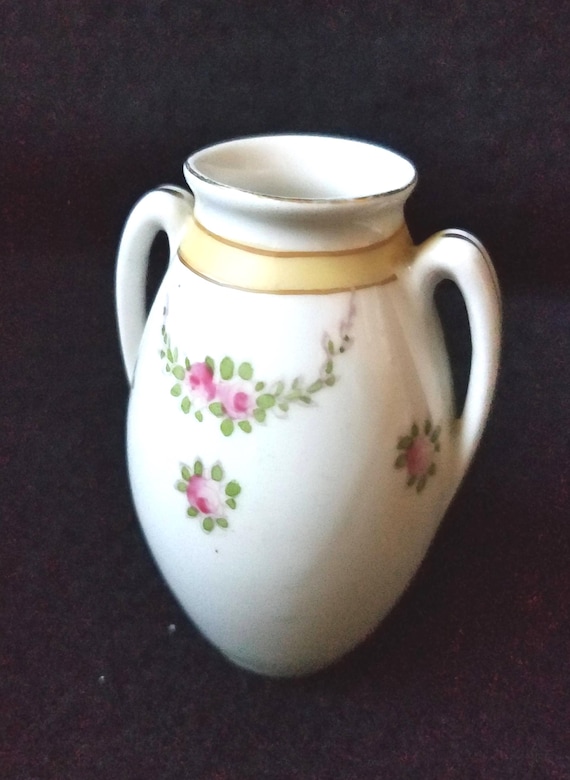 1930s Nippon Vase Handpainted