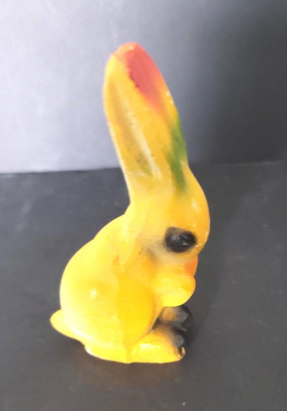 Chalkware Vintage Bunny