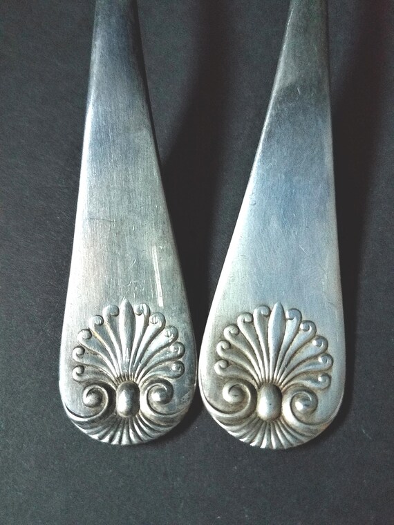 Roger Bros Soup Spoons "Shell" Silverplate