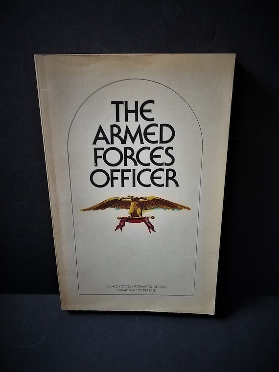 1975 DOD The Armed Forces Officer