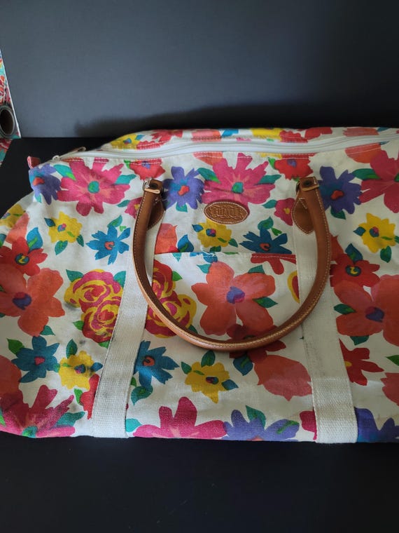Floral Gitano Travel Back circa 1980