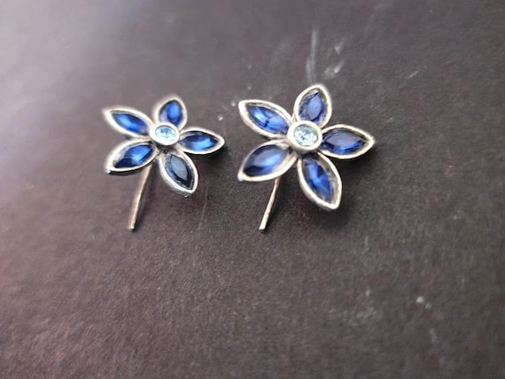 Vintage Blue Crystal Flower  Wire Earrings