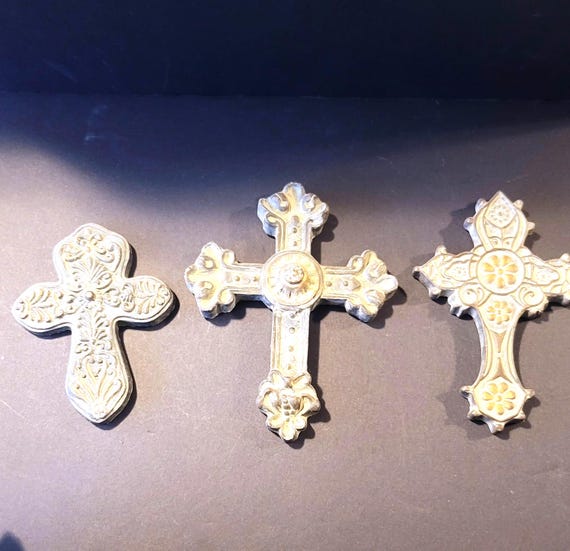 Set of 3 Crosses