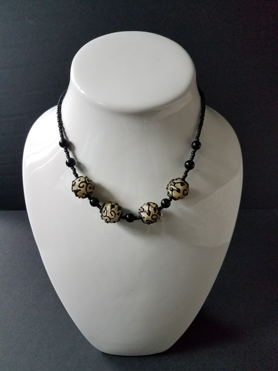 Black and White Necklace Etsy Canada