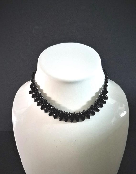 1940s Black Glass Bead Necklace